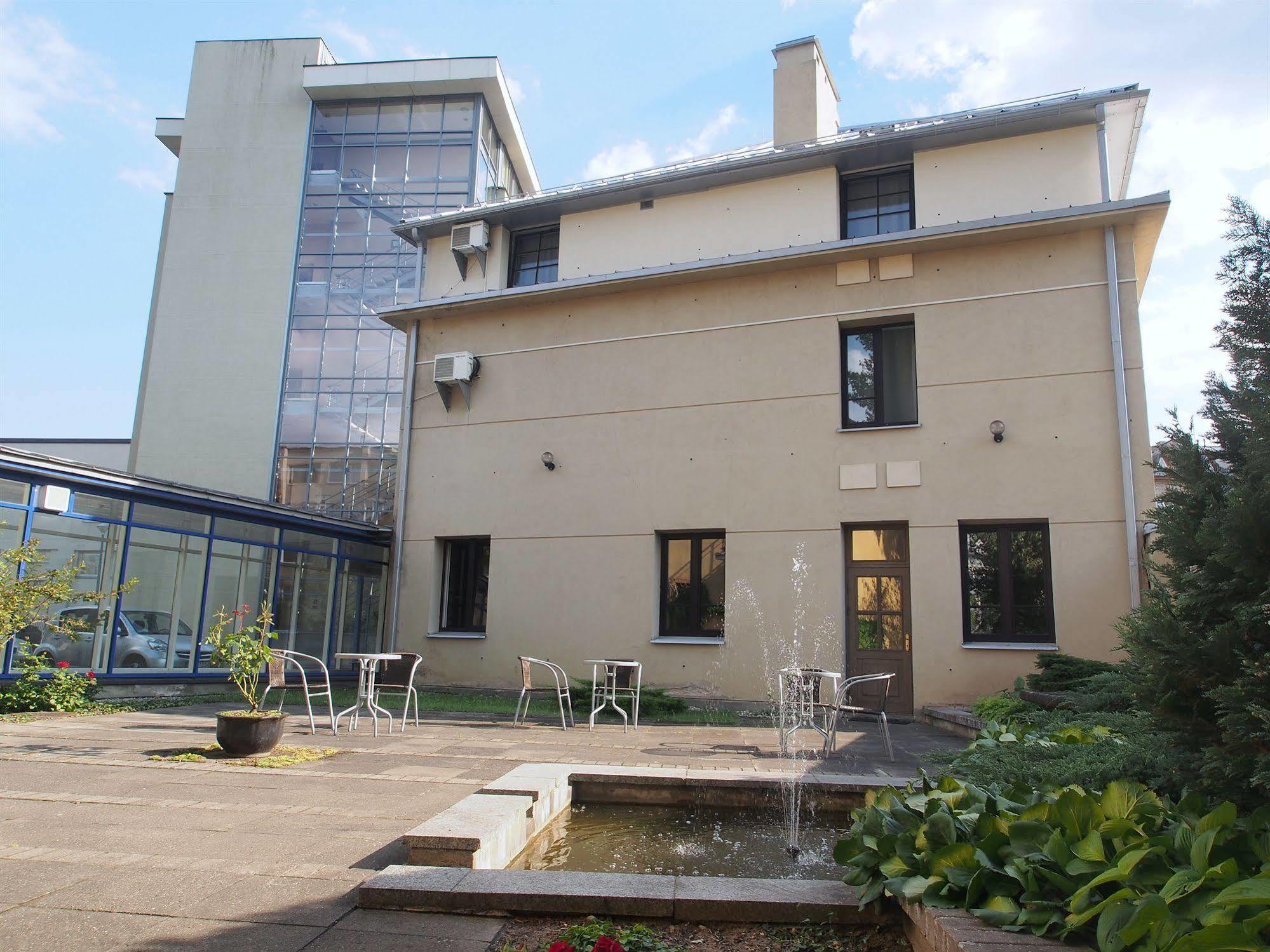 Telecom Guest Hotel VNO Exterior foto
